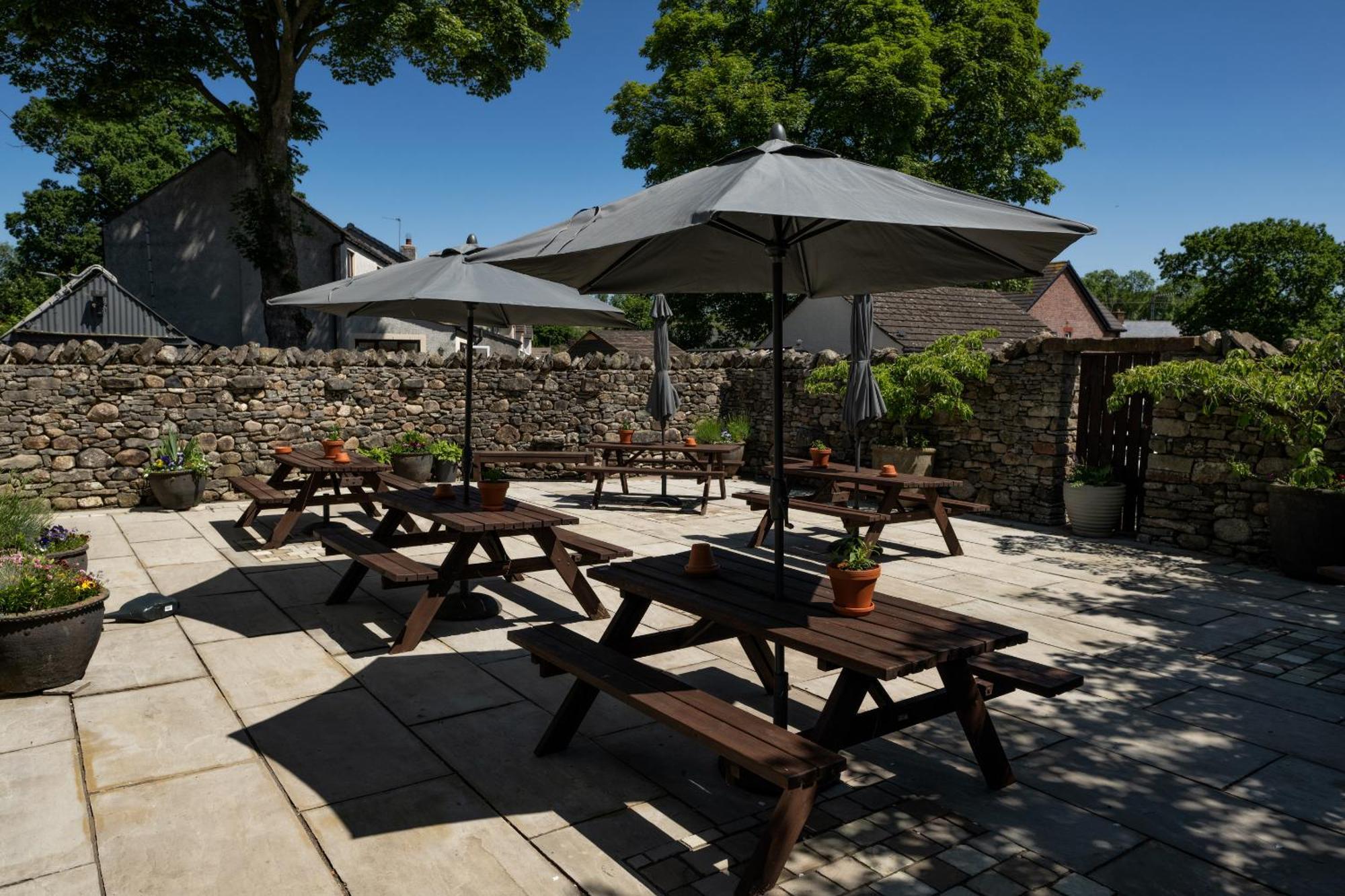 彭里斯 George And Dragon Clifton酒店 外观 照片